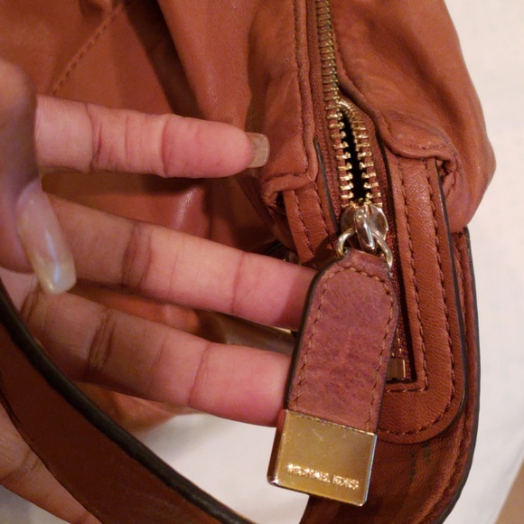 Michael Kors handbag - Picture 5 of 6
